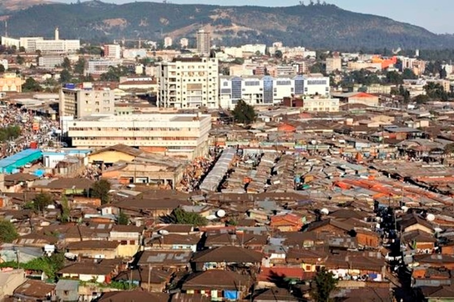 Merkato-in-Addis-Abab-004